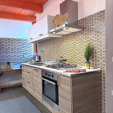 דירה Casa Claudia סלרנו